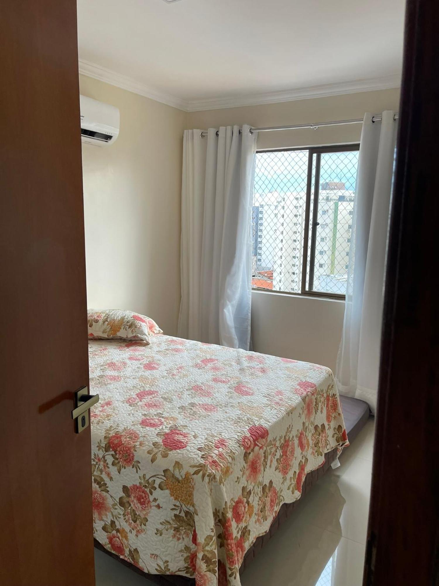 Flat Ctc - Golden Thermas - Torre B